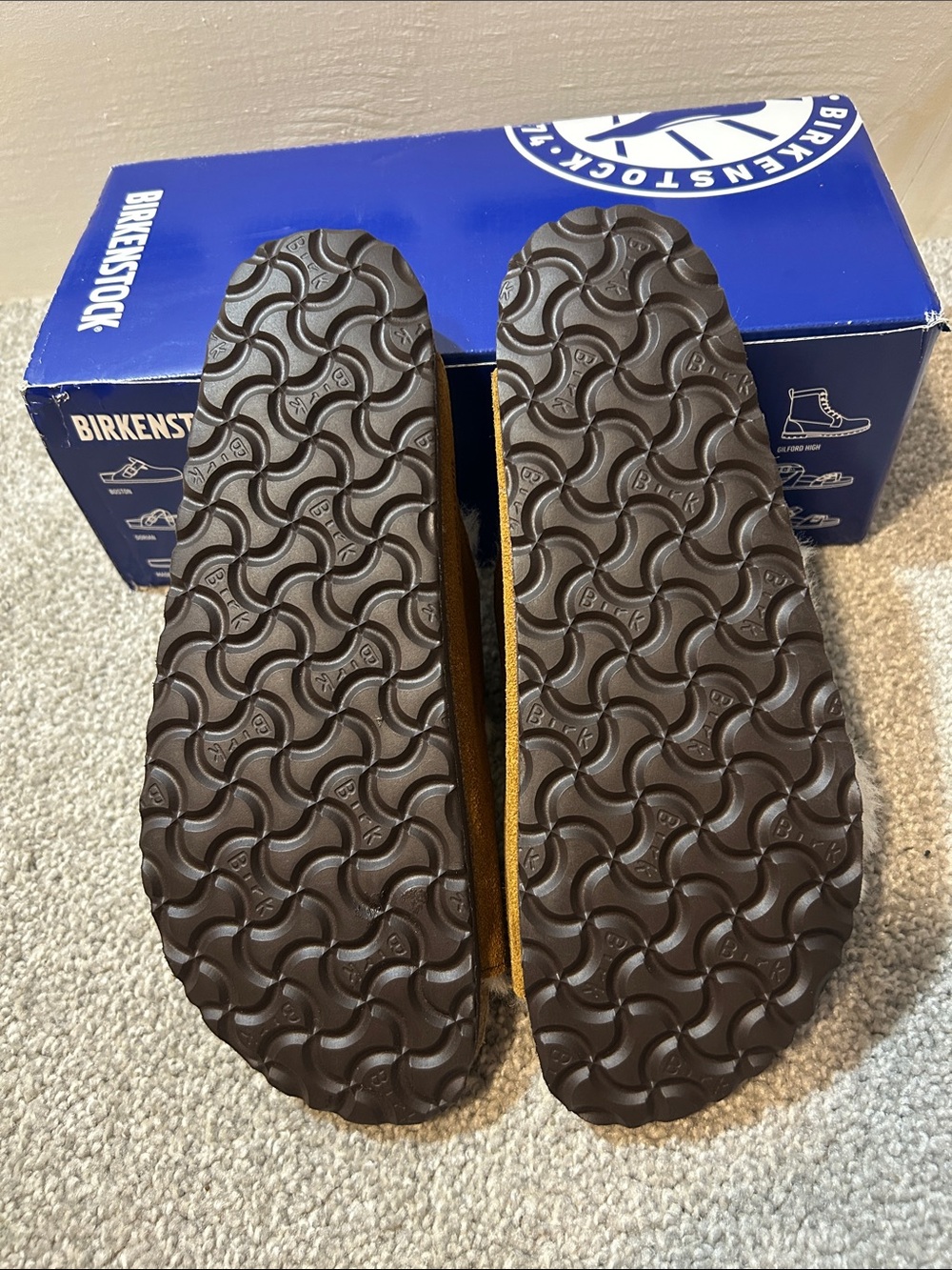 Birkenstock Arizona Mink Shearling and Suede sandals - Picture 6 of 6
